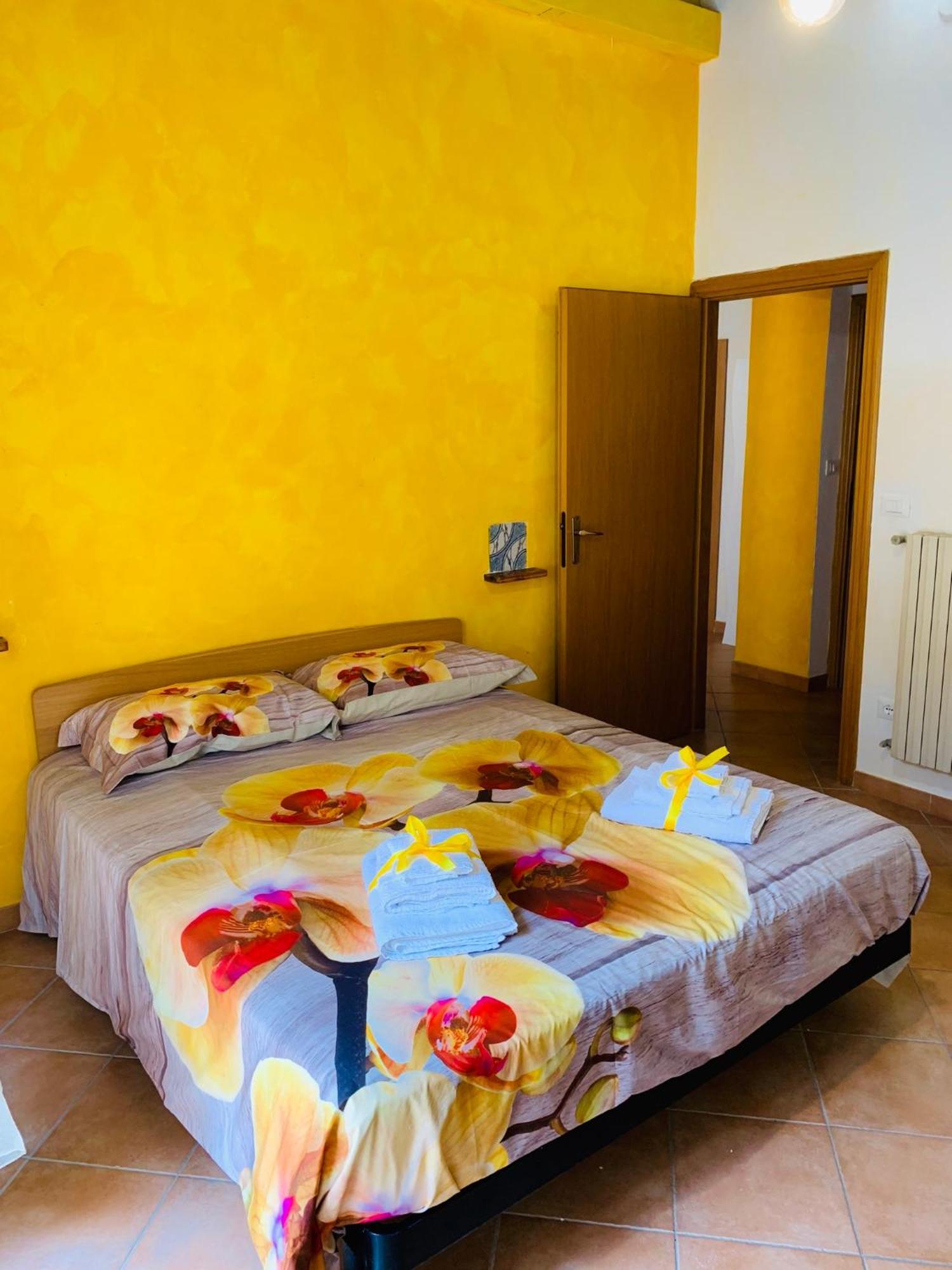 Orchidea Gialla Gaeta Exterior photo